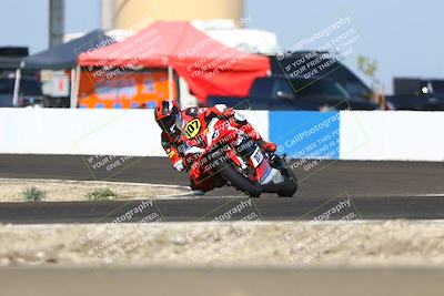 media/Sep-21-2025-TrackDaz (Sun) [[277c75b276]]/A Group/10am (Turn 1)/